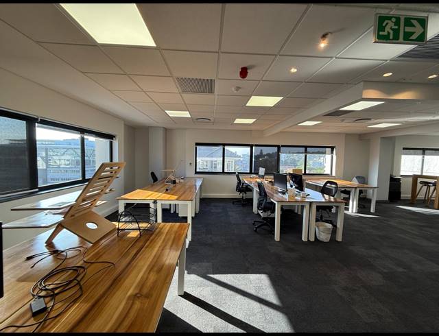502M² OFFICE TO LET IN CLAREMONT